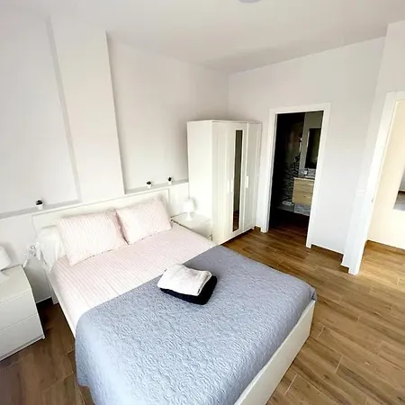 Sky Puerto Apartment